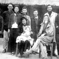 Chợ Neo, 1950 - Phạm Duy, Thái Hằng, một năm sau ngày cưới